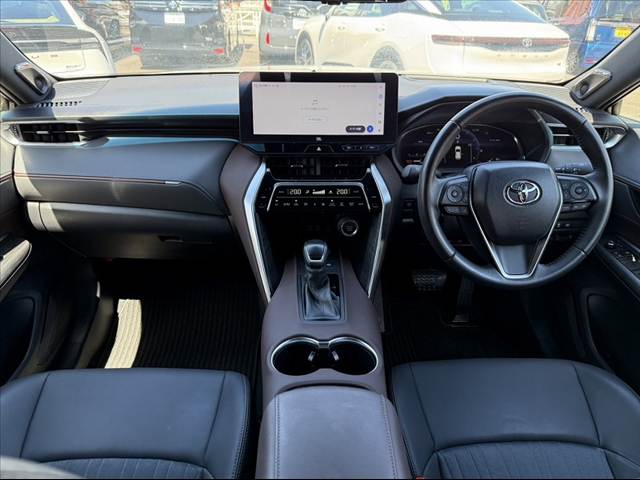 Toyota Harrier 2