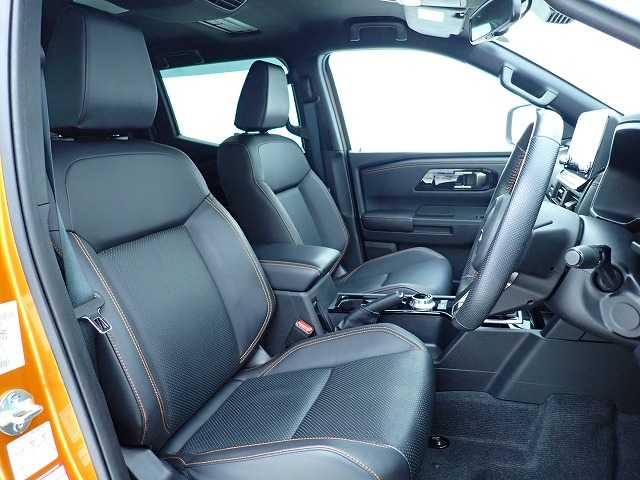 Mitsubishi Triton 11