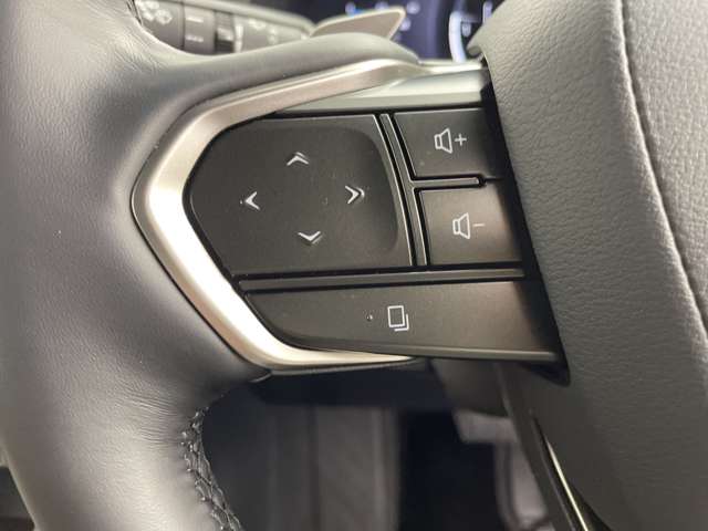 Lexus LBX 11