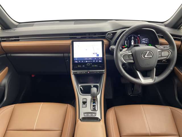 Lexus LBX 9
