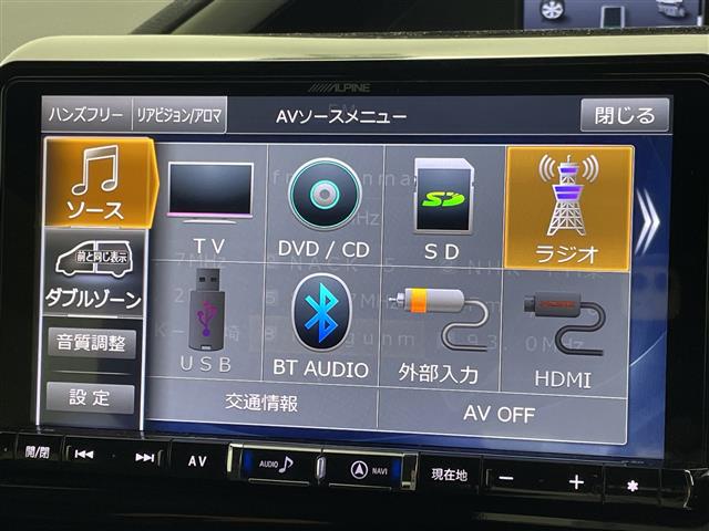 Toyota Voxy 5