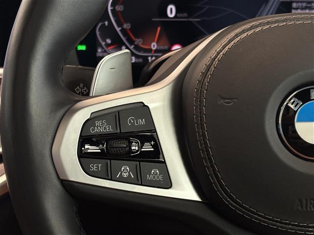 BMW X5 8