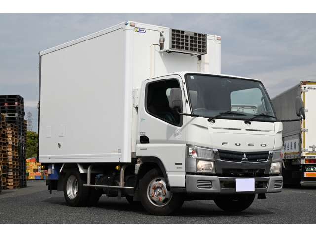 Mitsubishi Fuso Canter 2