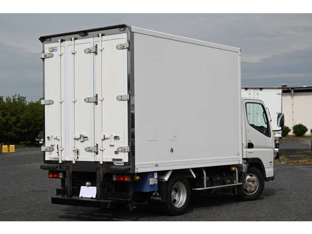 Mitsubishi Fuso Canter 7