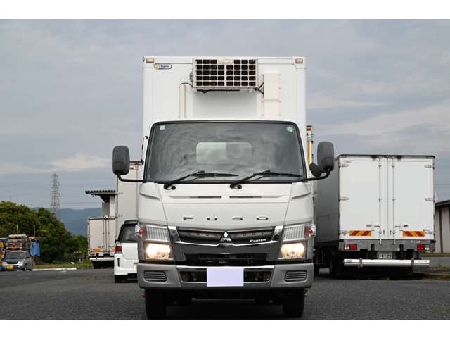 Mitsubishi Fuso Canter 9