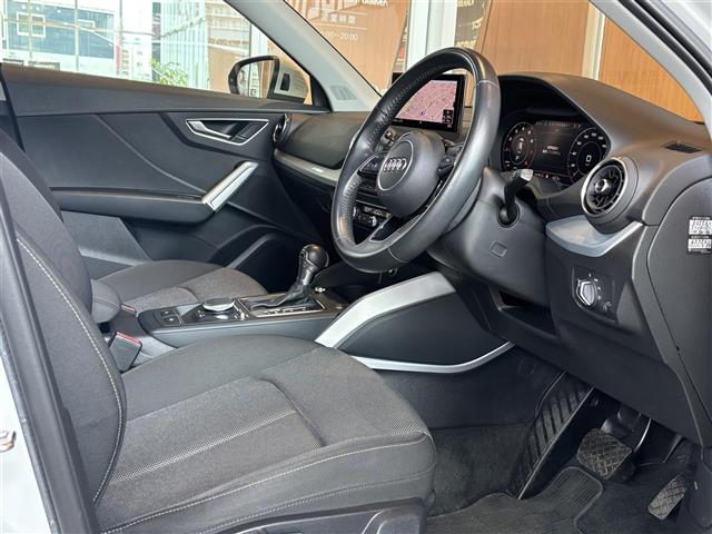 Audi Q2 7