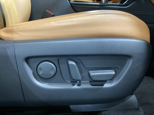 Mazda CX-60 8