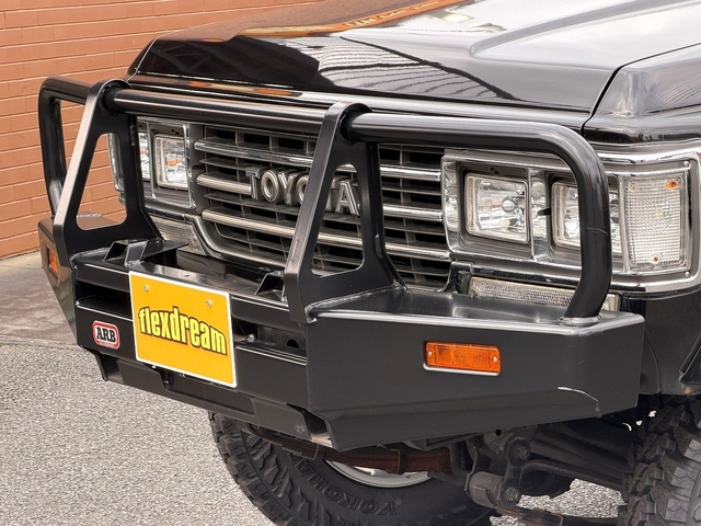 Toyota Land Cruiser 60 7