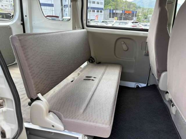 Nissan NV100 Clipper 9