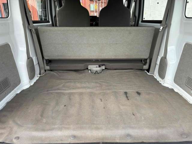 Nissan NV100 Clipper 10
