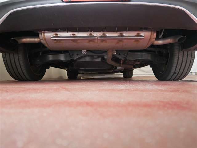 Toyota Crown Crossover 12