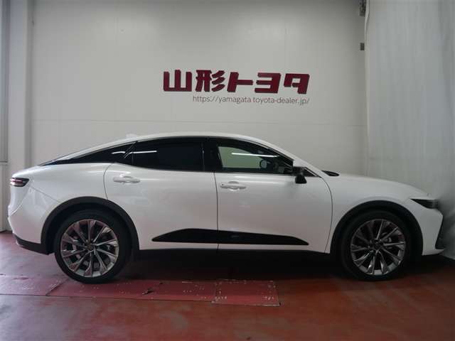 Toyota Crown Crossover 3