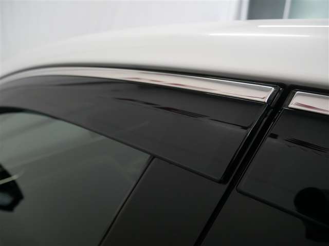 Toyota Crown Crossover 10