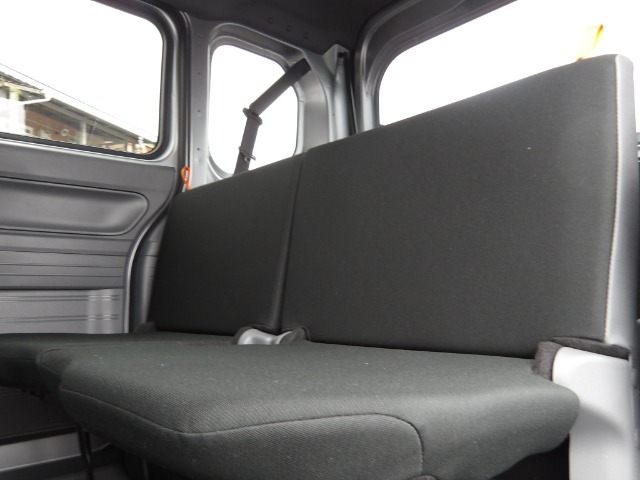 Honda N-VAN 12
