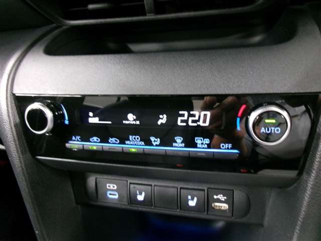 Toyota Yaris Cross 12