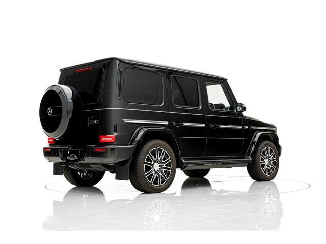 Mercedes-Benz G-Class 8