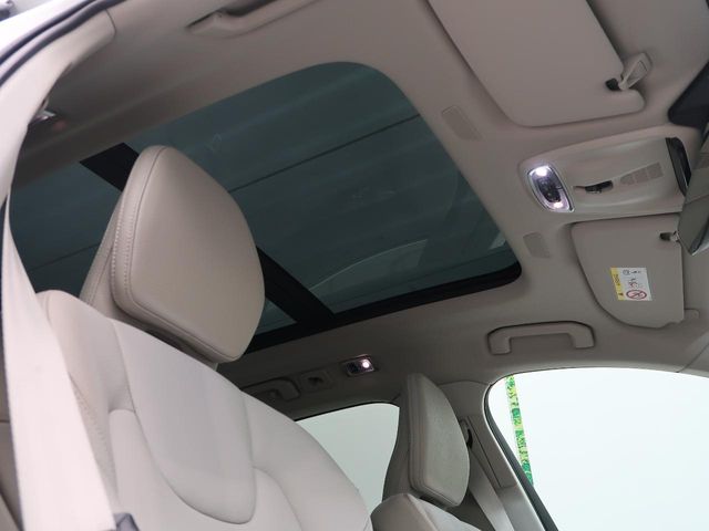 Volvo XC60 5