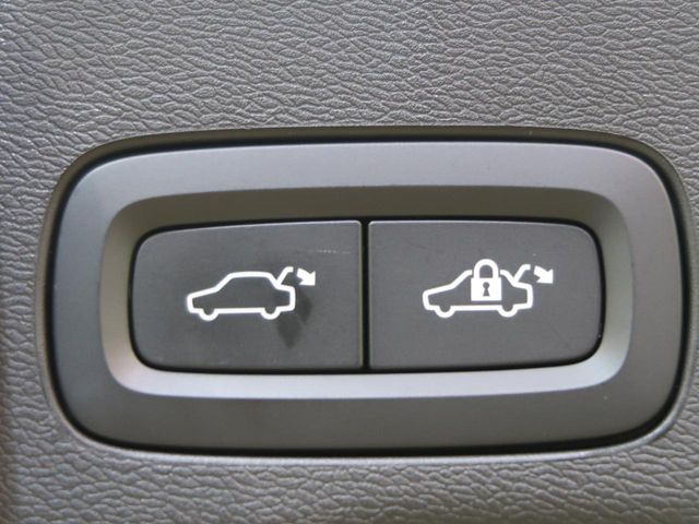 Volvo XC60 7