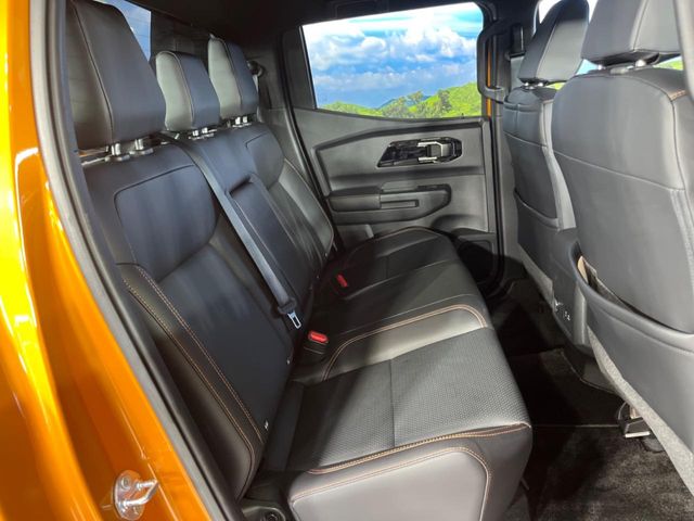 Mitsubishi Triton 11