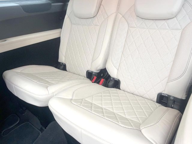 Mercedes-Benz GL-Class 11