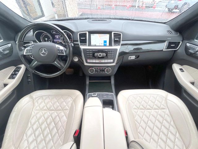 Mercedes-Benz GL-Class 2