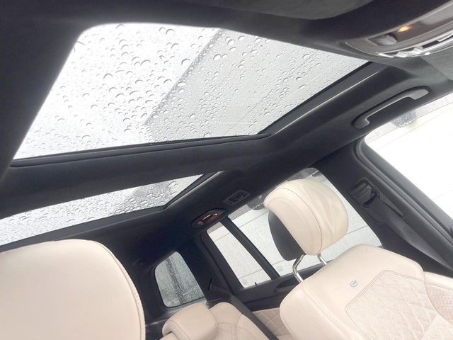 Mercedes-Benz GL-Class 4