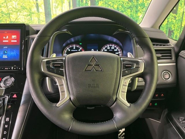 Mitsubishi Delica D:5 12