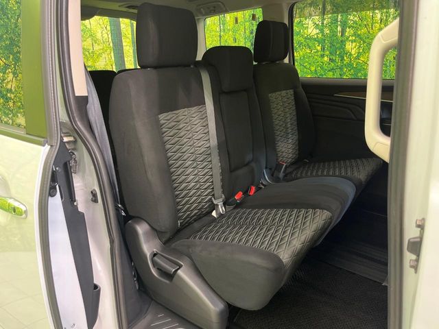 Mitsubishi Delica D:5 9