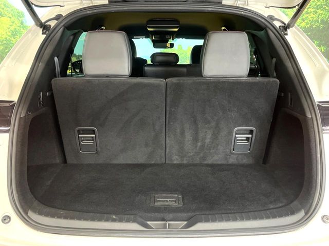 Mazda CX-8 11