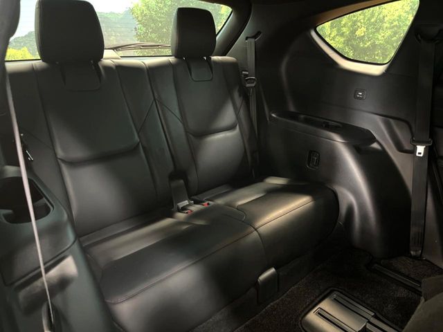 Mazda CX-8 10