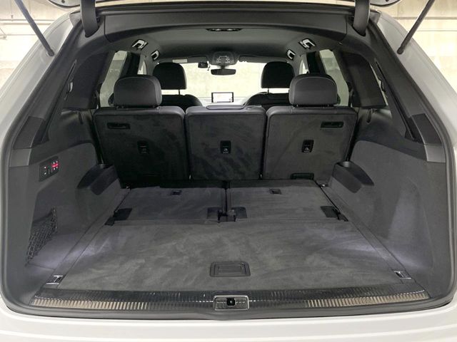 Audi Q7 12