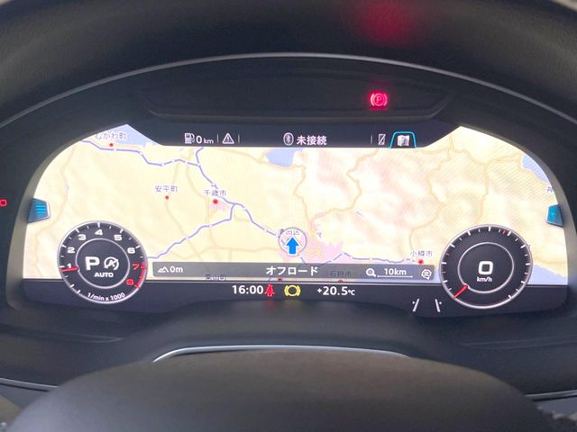Audi Q7 4