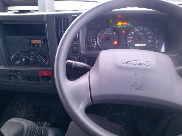 Isuzu Elf 11