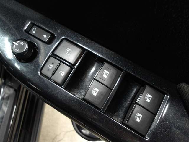 Toyota Hilux 12