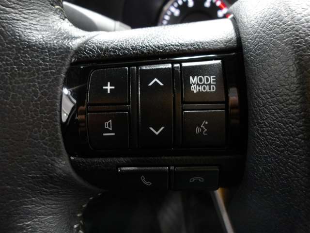 Toyota Hilux 9