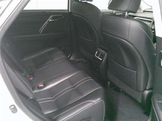 Lexus RX 8