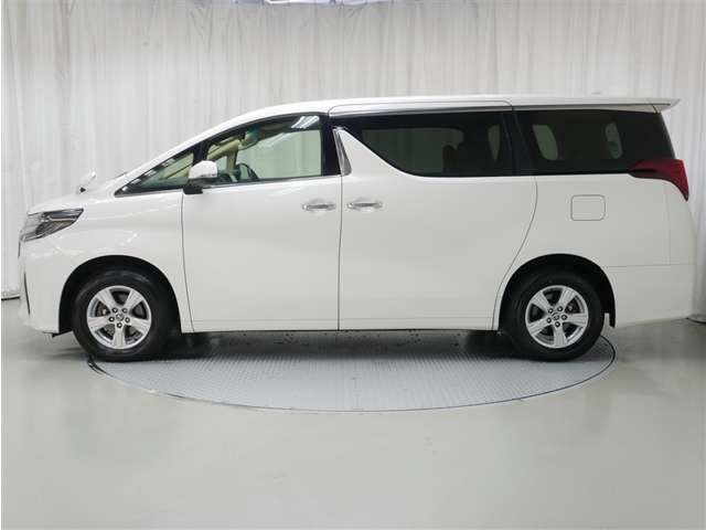 Toyota Alphard 2
