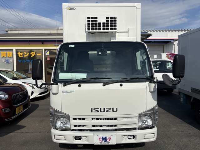 Isuzu Elf 2