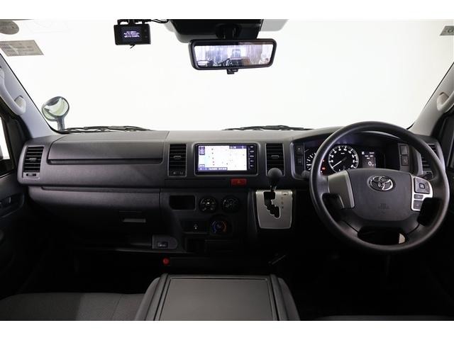 Toyota Hiace Van 4