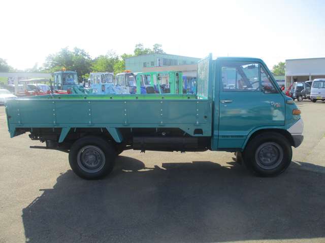 Toyota Dyna 4
