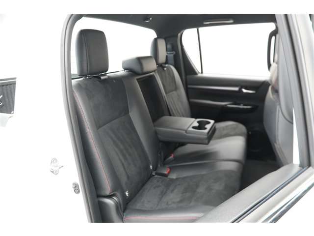 Toyota Hilux 7