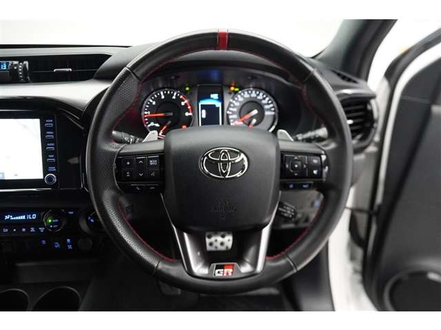 Toyota Hilux 8