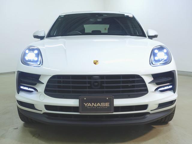 Porsche Macan 2