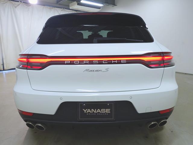 Porsche Macan 7