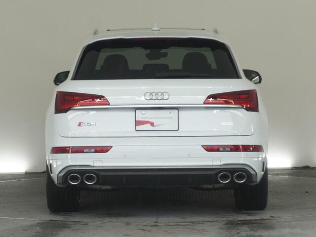 Audi SQ5 12