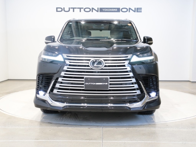 Lexus LX 4