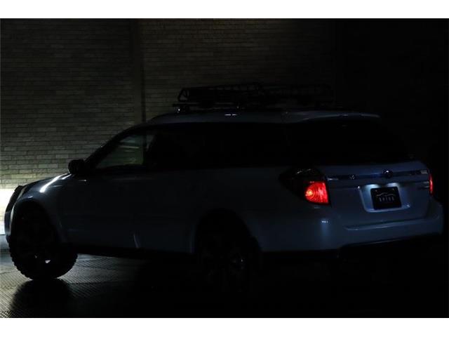 Subaru Legacy Outback 3