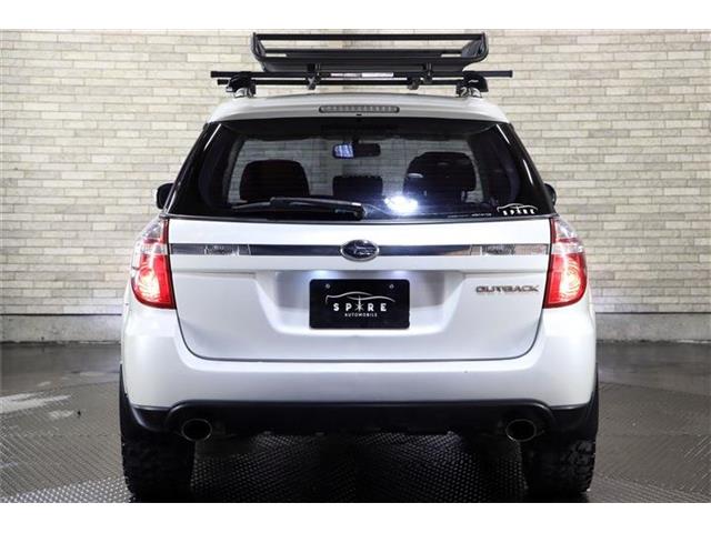 Subaru Legacy Outback 7