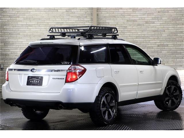 Subaru Legacy Outback 8