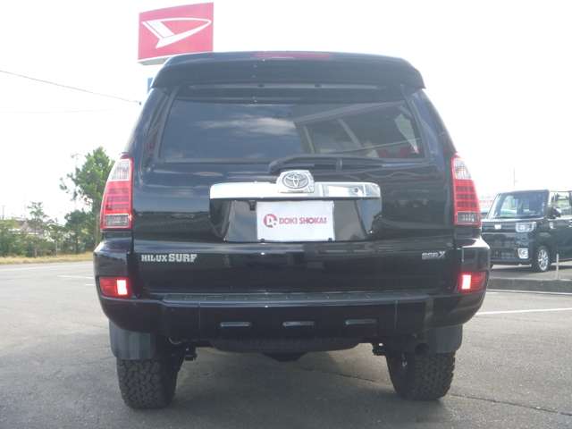Toyota Hilux Surf 3
